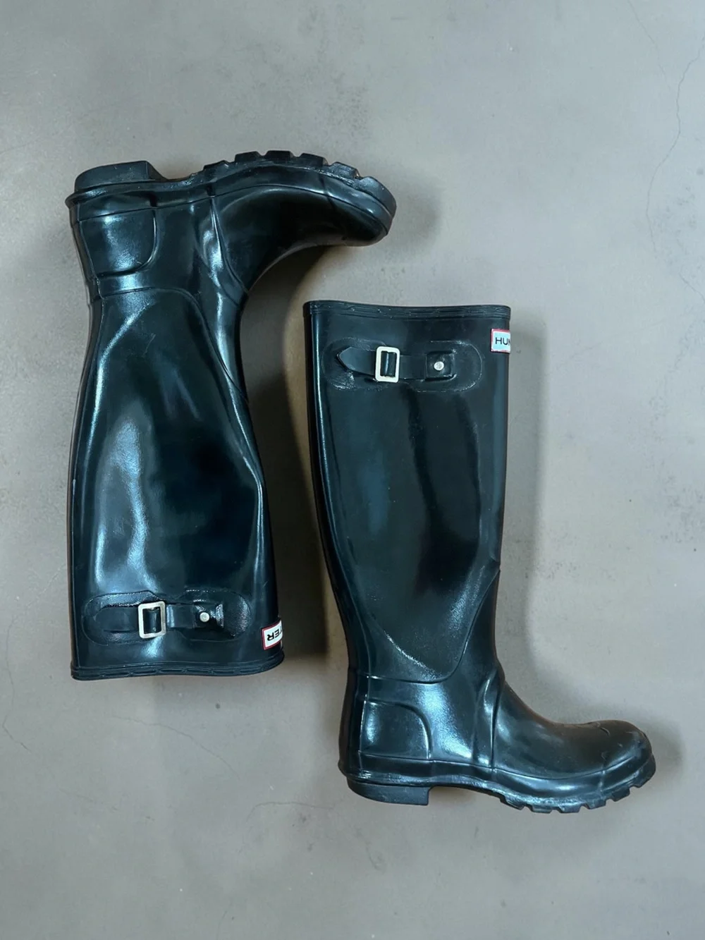 Hunter Women's Original Tall Gloss Rain Boots – Black – Size 6